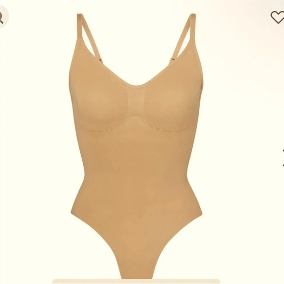 *Final Price* Skims NWOT Seamless Sculpting Thong Body Suit Size XL No Box - Picture 1 of 4
